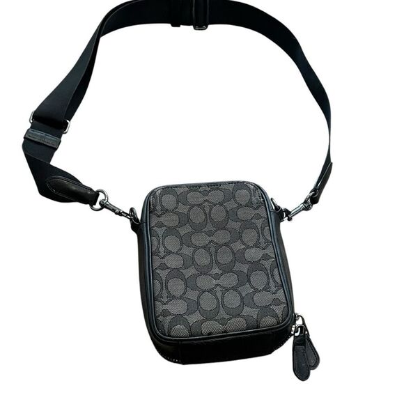 Coach Stanton Crossbody in Signature Jacquard with Ski Patches - Rare Design - Picture 7 of 9